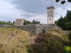 Die Ruine der Burg Eisenberg mit Georgturm